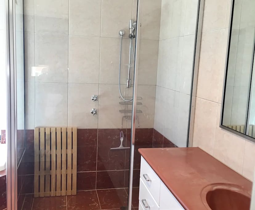 $350, Share-house, 3 bathrooms, Ocean Reef WA 6027