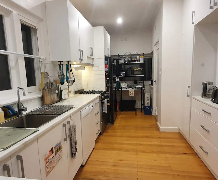 $250, Share-house, 3 bathrooms, Ivanhoe East VIC 3079