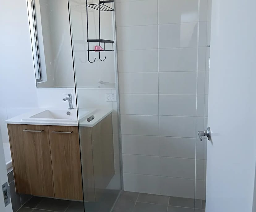 $450, Share-house, 2 bathrooms, Vasse WA 6280
