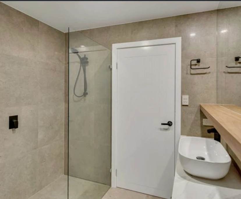 Unfurnished room with own bathroom