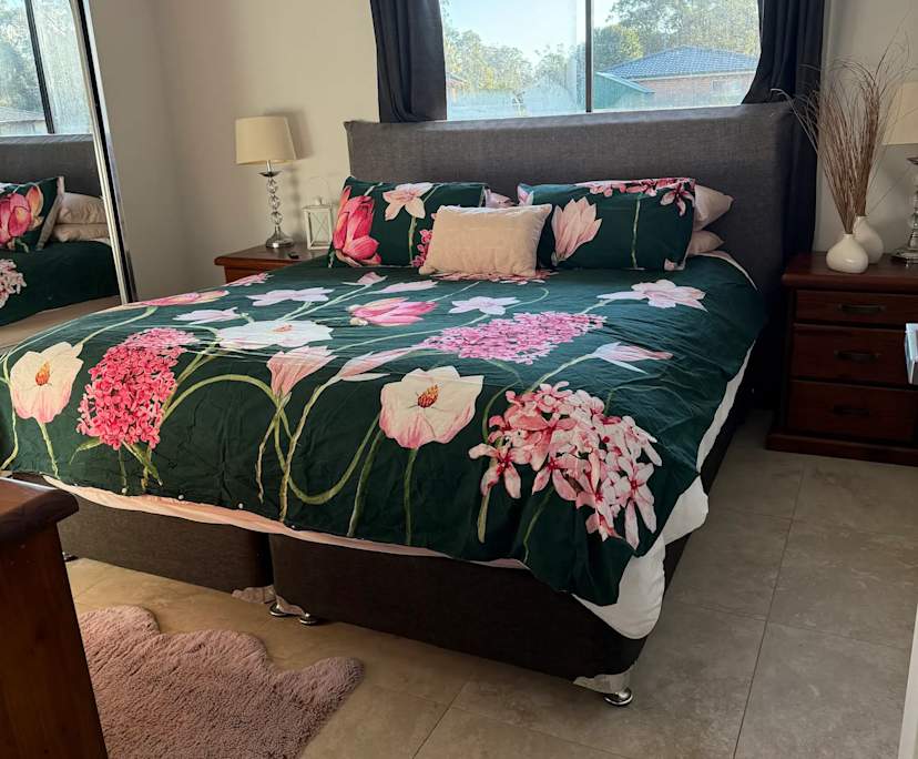Room in a share house