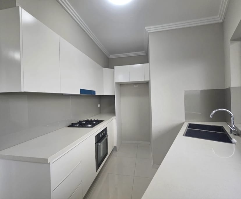$350, Flatshare, 2 bathrooms, Campsie NSW 2194