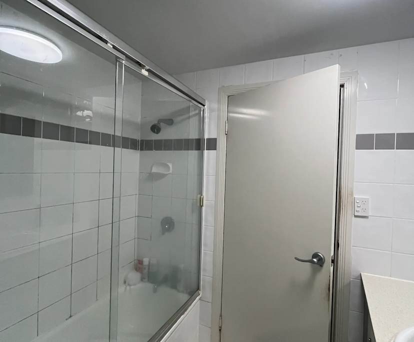 $350, Flatshare, 3 bathrooms, Brisbane City QLD 4000