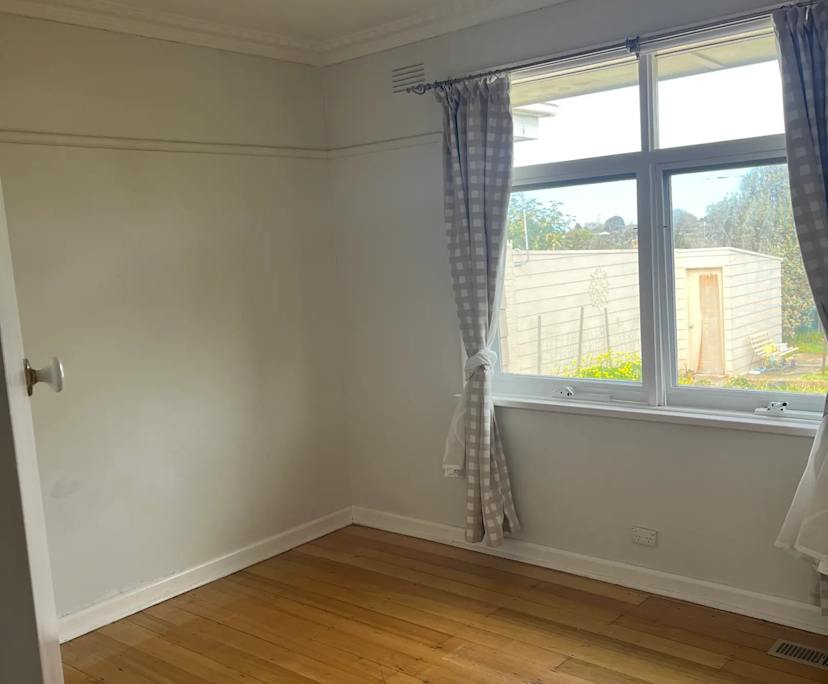 Unfurnished room in a share house