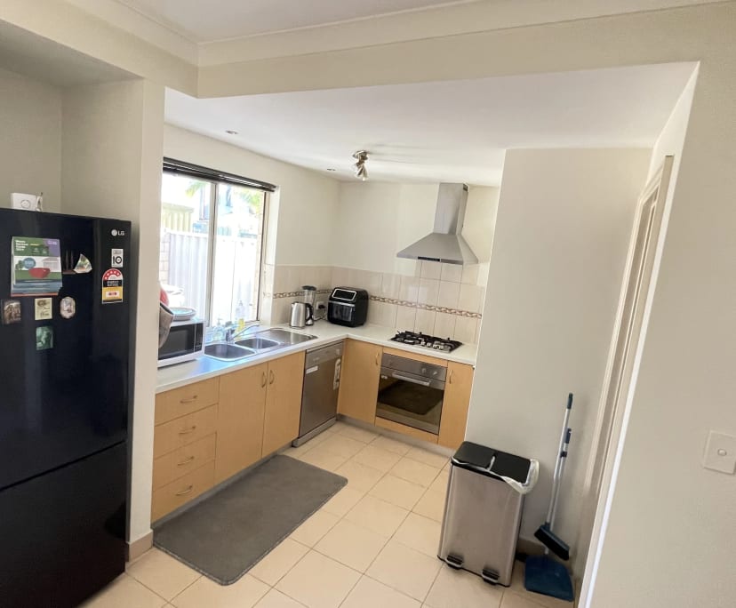 $230, Student-accommodation, 3 bathrooms, Cannington WA 6107