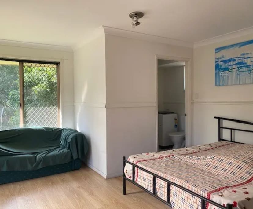 Furnished room with own bathroom