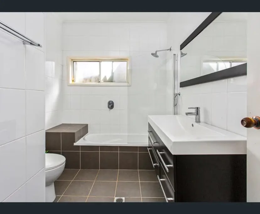 $250, Share-house, 2 bathrooms, Gerringong NSW 2534