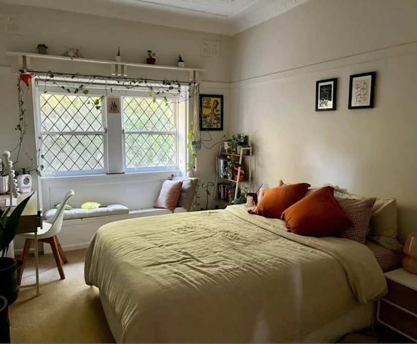 Furnished room in a share house