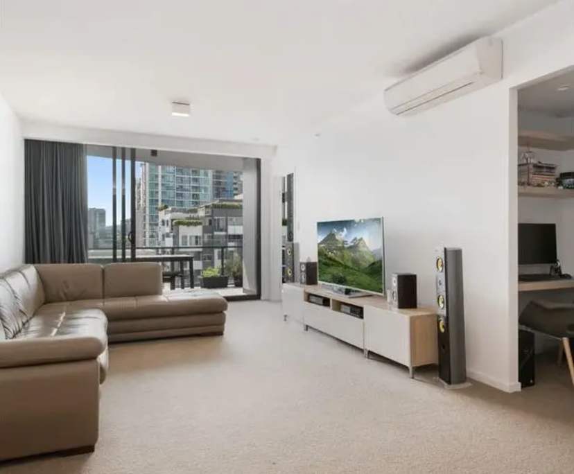 Room with ensuite in a flatshare