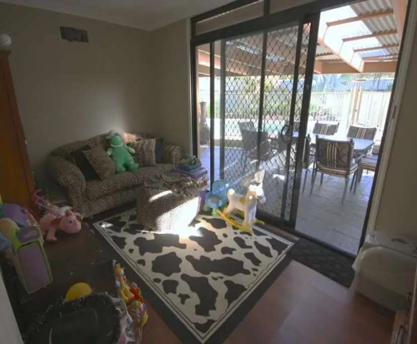 $325, Share-house, 2 rooms, Nollamara WA 6061, Nollamara WA 6061