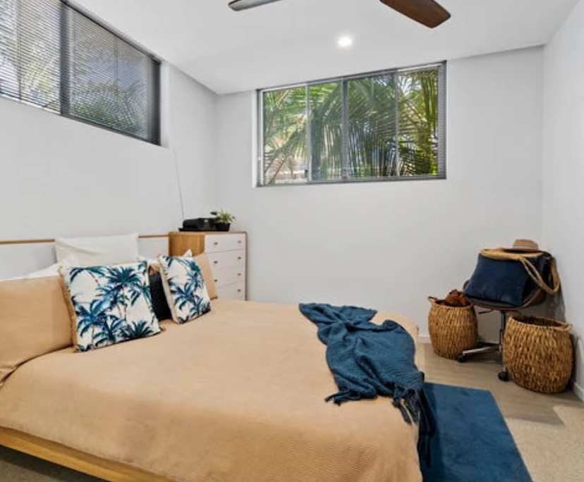 Furnished room with own bathroom