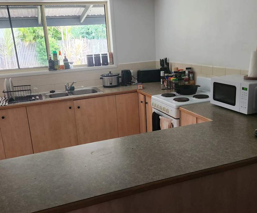 Room in a share house