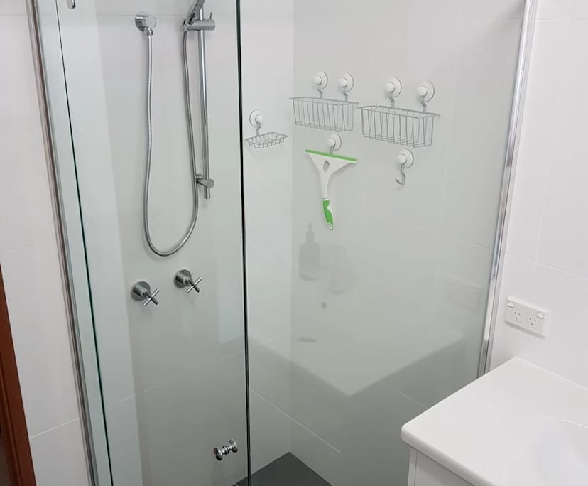 $240, Share-house, 4 bathrooms, Calwell ACT 2905