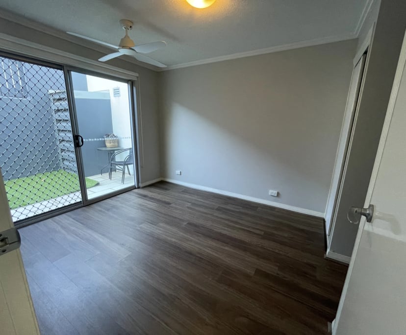 $300, Flatshare, 2 bathrooms, Ashgrove QLD 4060