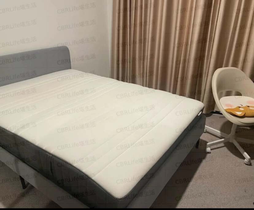 Furnished room with own bathroom