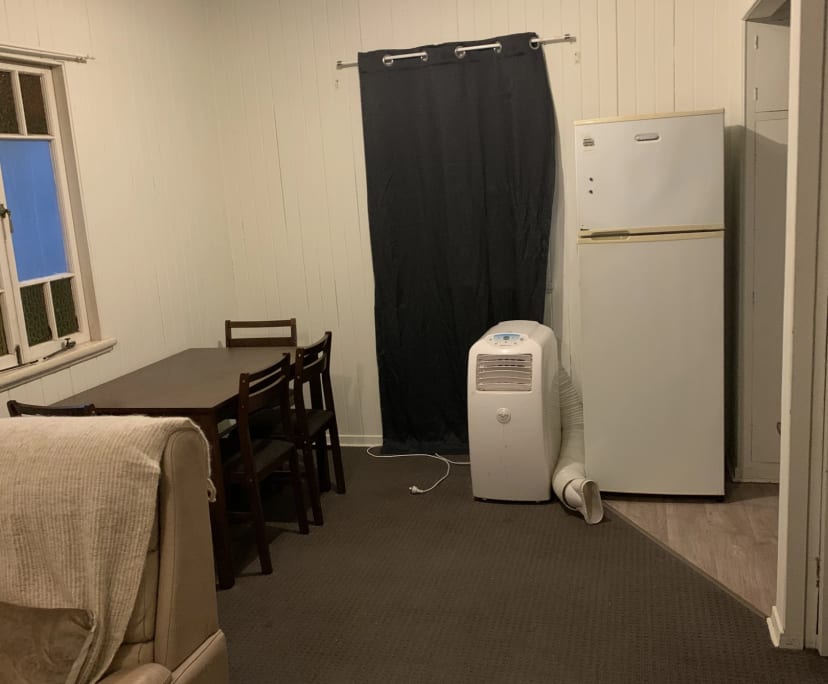 Granny Flat for Rent in Ipswich, QLD 240, Furnish...