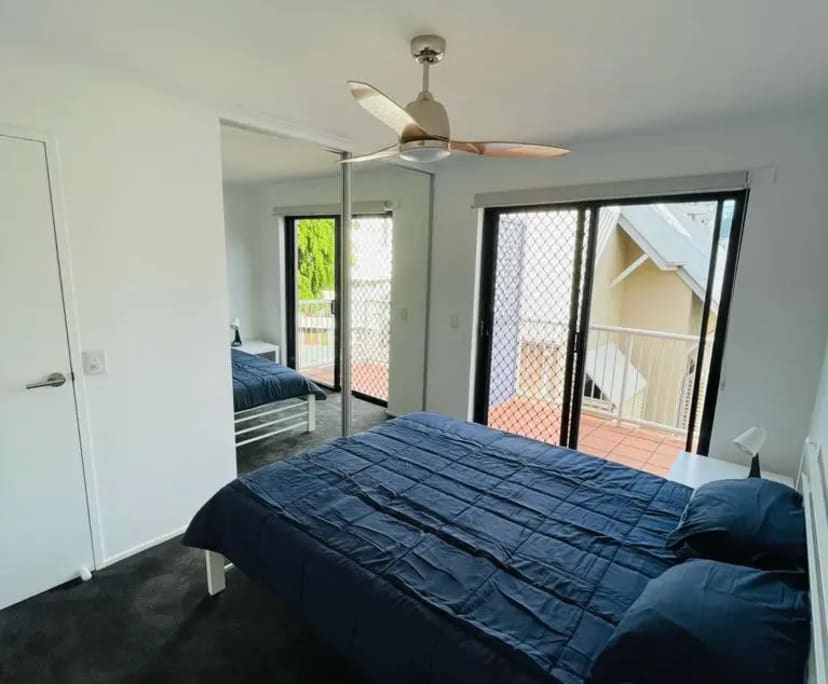$300, Student-accommodation, 2 bathrooms, Spring Hill QLD 4000