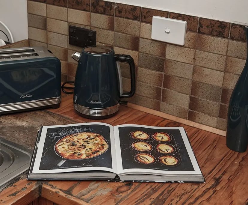 $270, Share-house, 6 bathrooms, Notting Hill VIC 3168