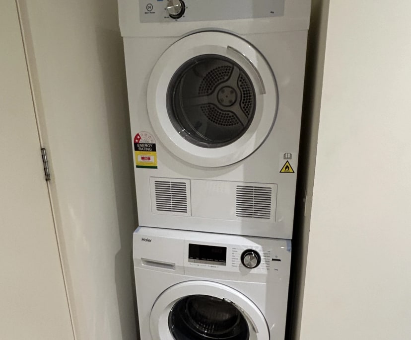 $770, Whole-property, 2 bathrooms, Melbourne VIC 3000