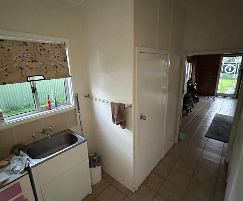 $198, Share-house, 4 bathrooms, Labrador QLD 4215