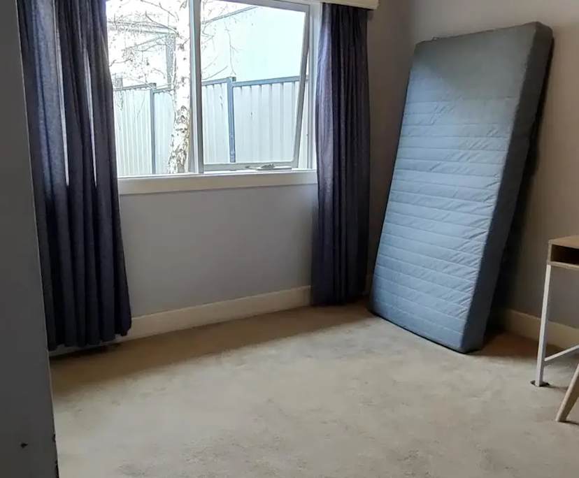 Furnished room with own bathroom