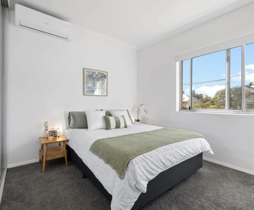 Unfurnished room in a flatshare