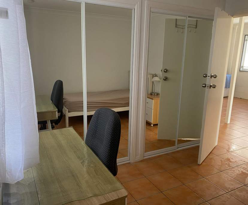 Furnished room in a share house