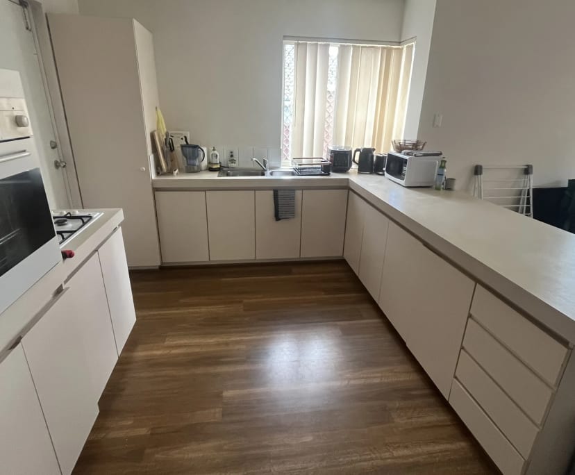 $250, Flatshare, 4 bathrooms, Bentley WA 6102