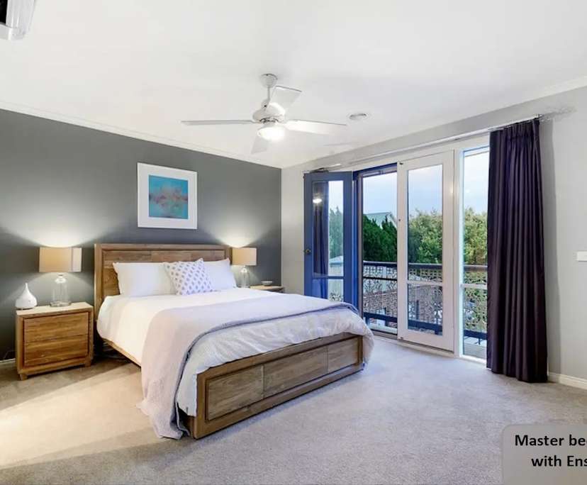 Room with ensuite in a share house