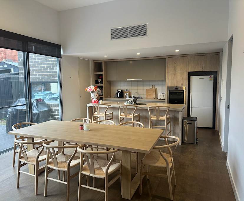 $275, Share-house, 3 bathrooms, North Bendigo VIC 3550