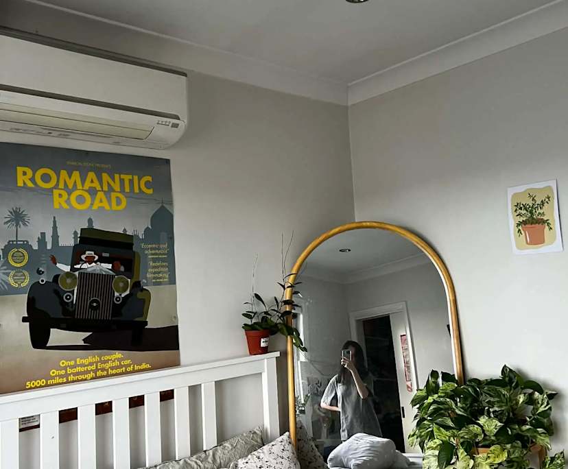 Unfurnished room in a share house