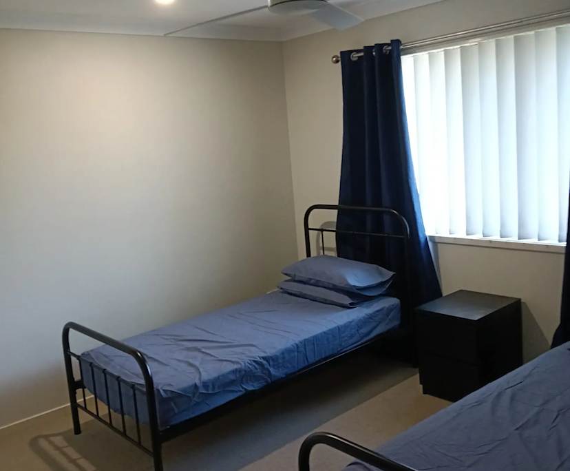 $250, Share-house, 3 bathrooms, Lowood QLD 4311