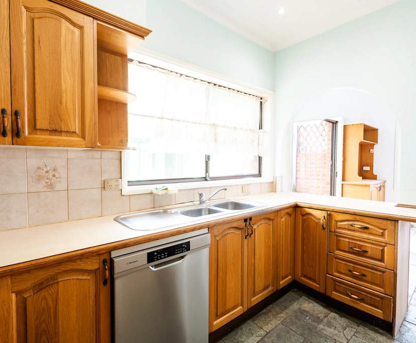 $220, Share-house, 6 bathrooms, Villawood NSW 2163