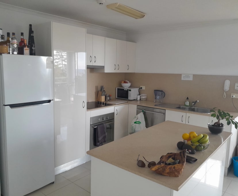 Furnished room in a flatshare