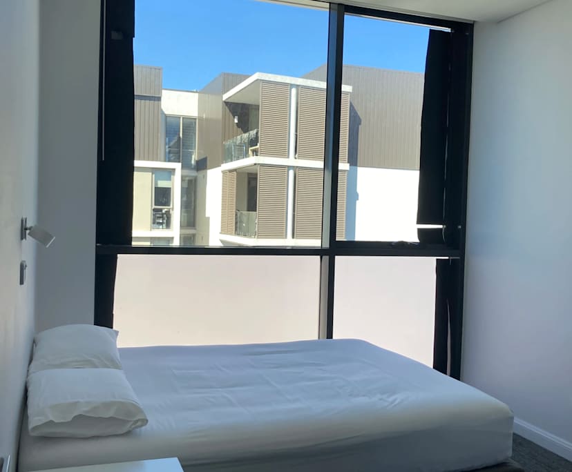 Furnished room with ensuite in a flatshare