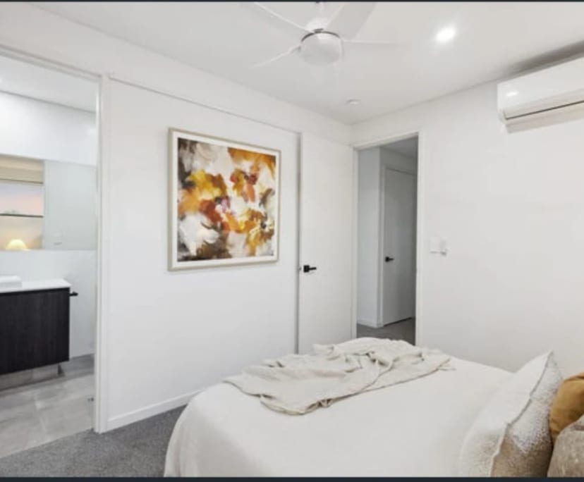 $390, Flatshare, 2 bathrooms, Mount Hawthorn WA 6016