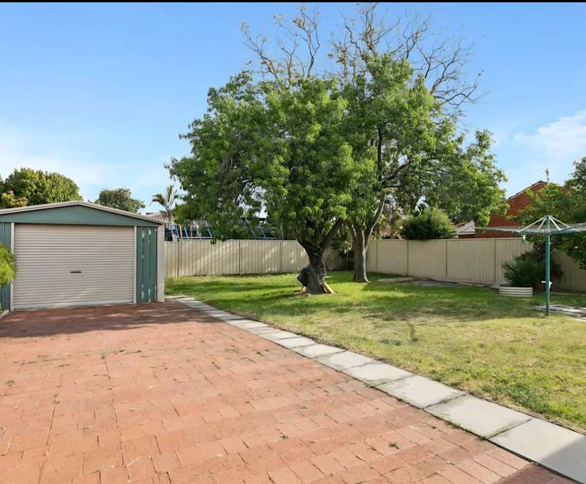 $300, Share-house, 3 bathrooms, Brentwood WA 6153