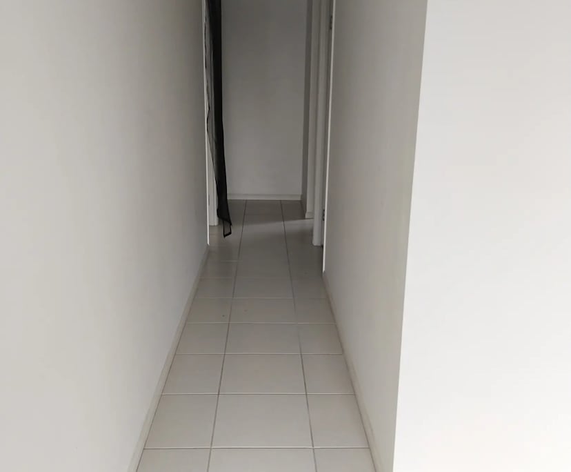 $300, Flatshare, 3 bathrooms, Blacks Beach QLD 4740