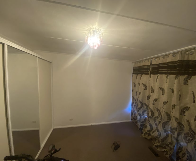 Unfurnished room in a share house