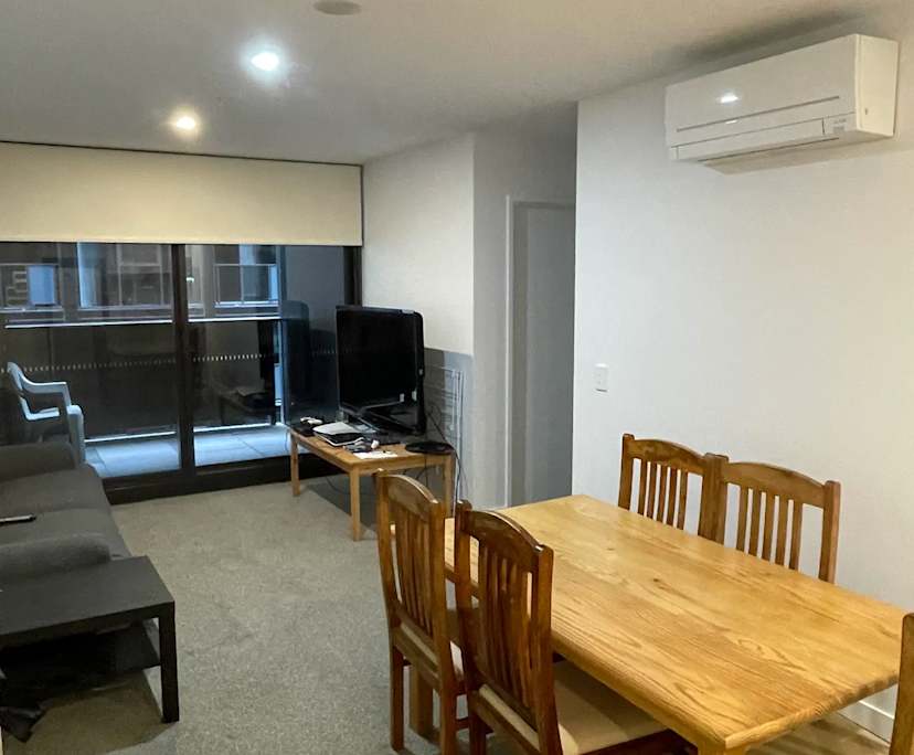 $255, Flatshare, 2 bathrooms, Phillip ACT 2606