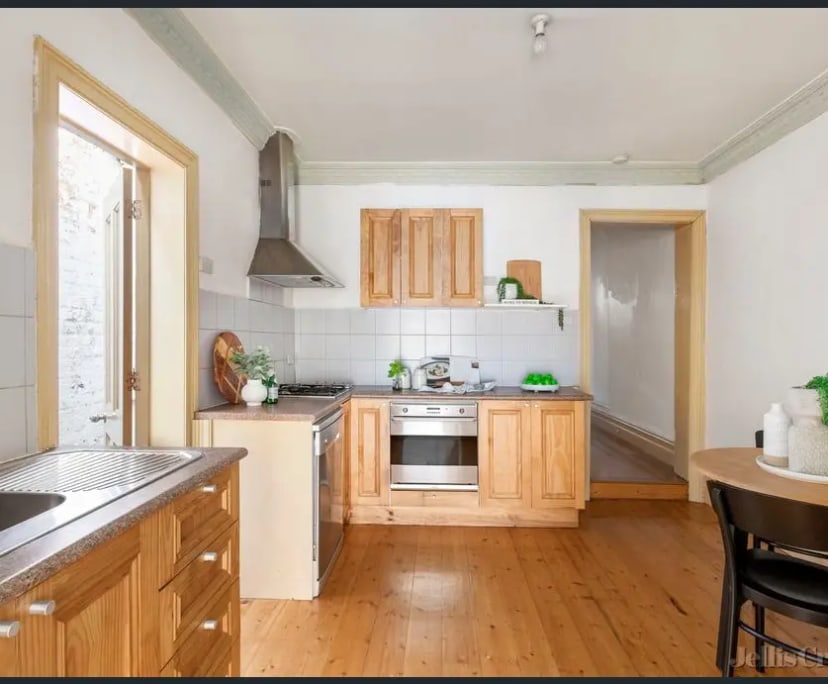 $280, Share-house, 2 bathrooms, North Melbourne VIC 3051