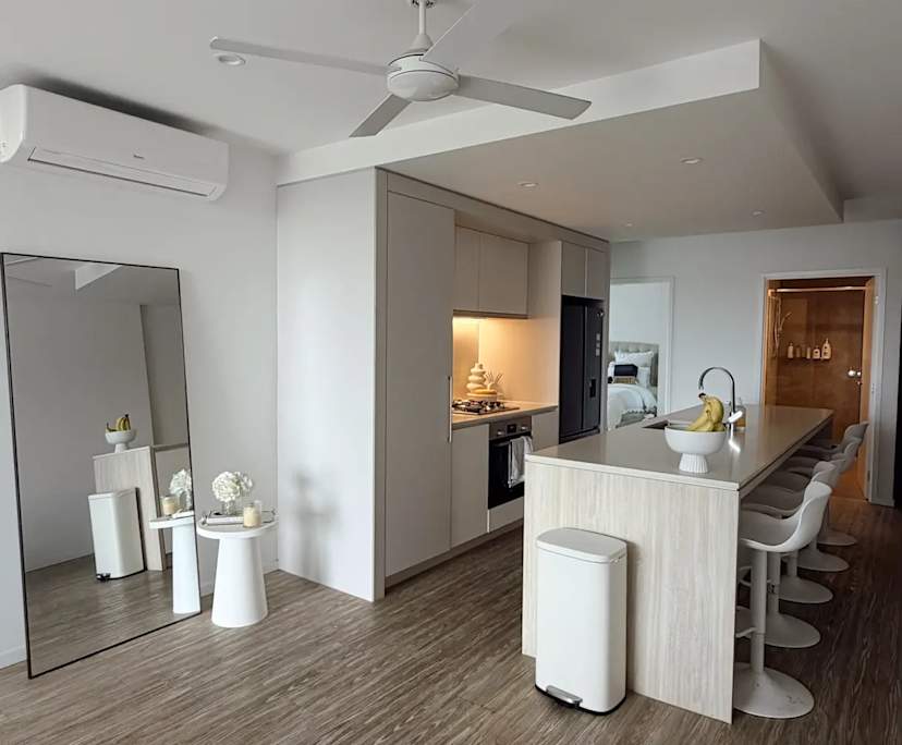 Unfurnished room with own bathroom