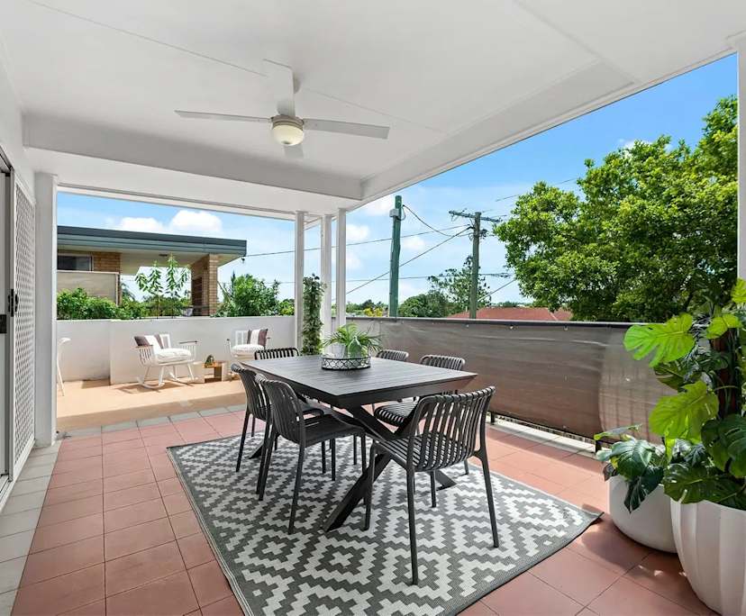 $350, Flatshare, 2 bathrooms, Annerley QLD 4103