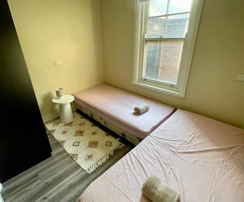 $300, Share-house, 3 bathrooms, Millers Point NSW 2000