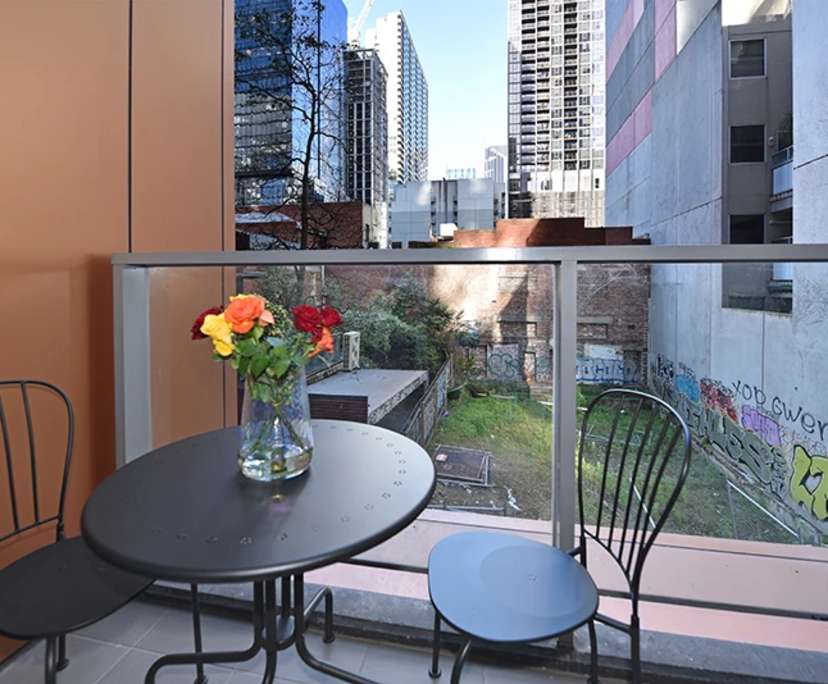 $999, Whole-property, 2 bathrooms, Melbourne VIC 3000