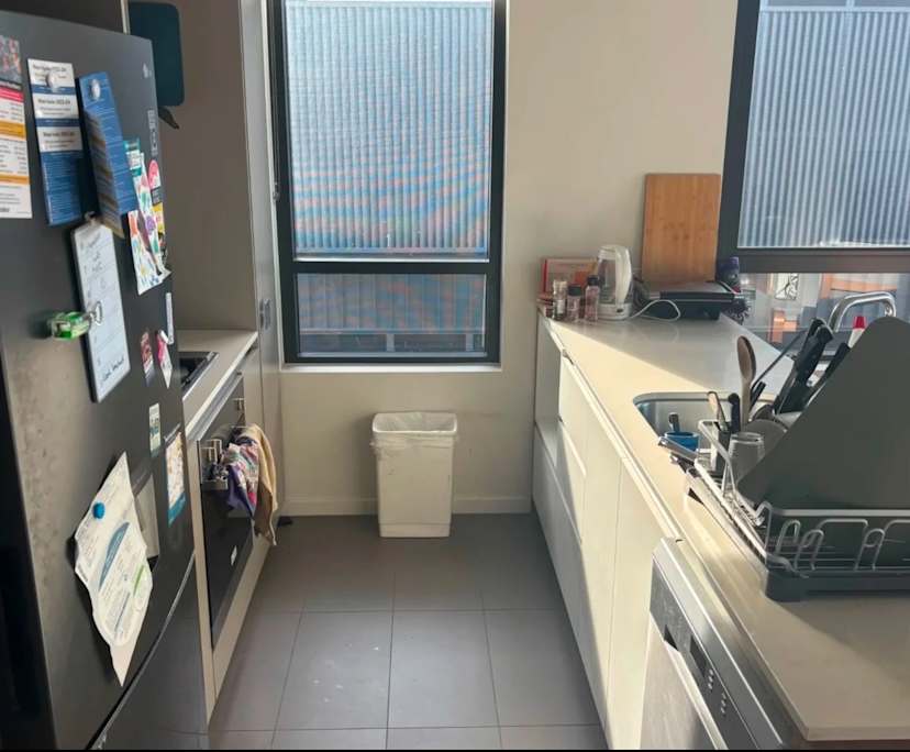 Furnished room with ensuite in a flatshare