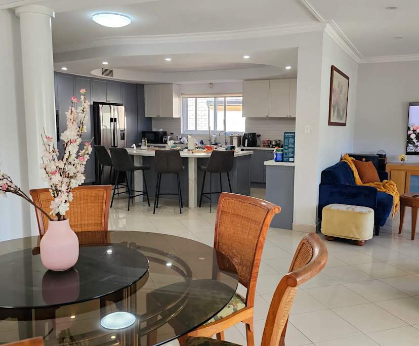 Room in a share house