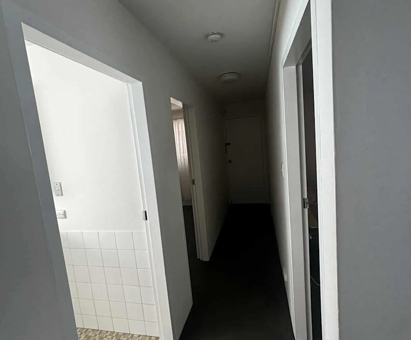 Unfurnished room in a flatshare