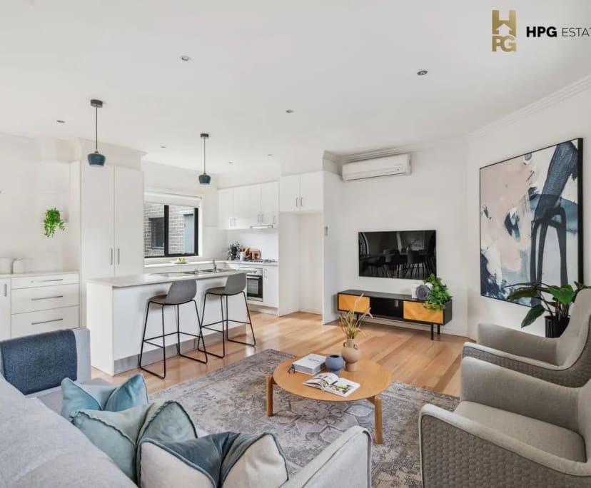 Furnished room in a share house