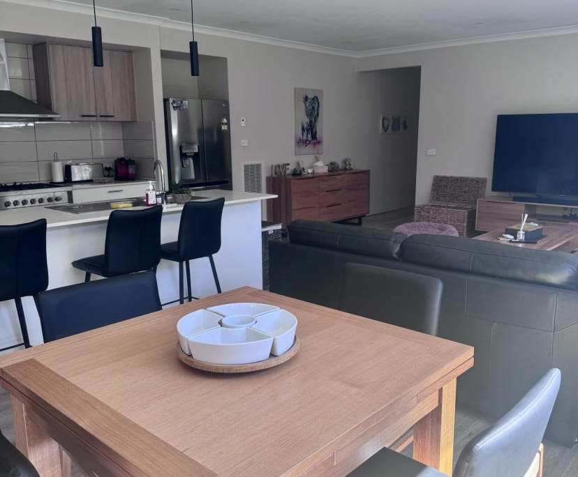 $350, Share-house, 3 bathrooms, Mernda VIC 3754